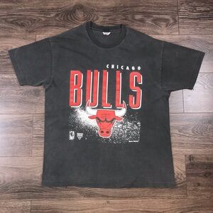Hanes Beefy-T NBA Chicago Bulls Men’s Vintage 90’s Basketball T-Shirt Size Large